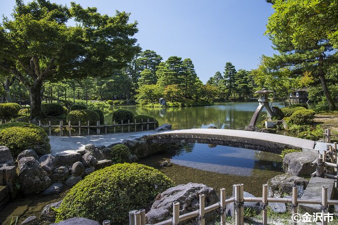 E-Bike Cycling Guided Private Tour of KANAZAWA Main & KENROKUEN - Booking Information and Price