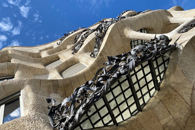 Electric Bike Tour: Antoni Gaudí and Catalan Modernism - Operator Information