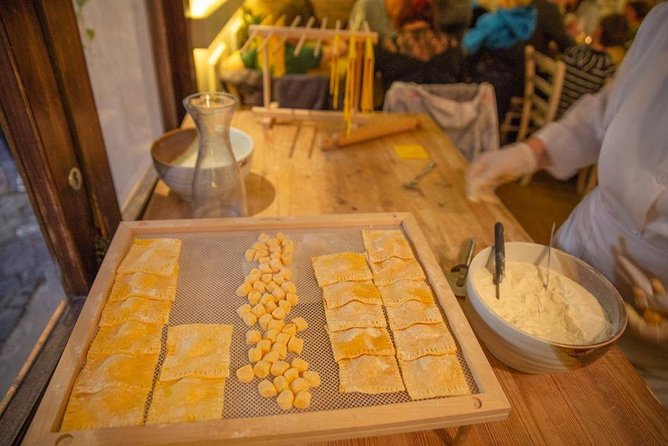 Evening Gastronomic Walk Around Trastevere - Host Information