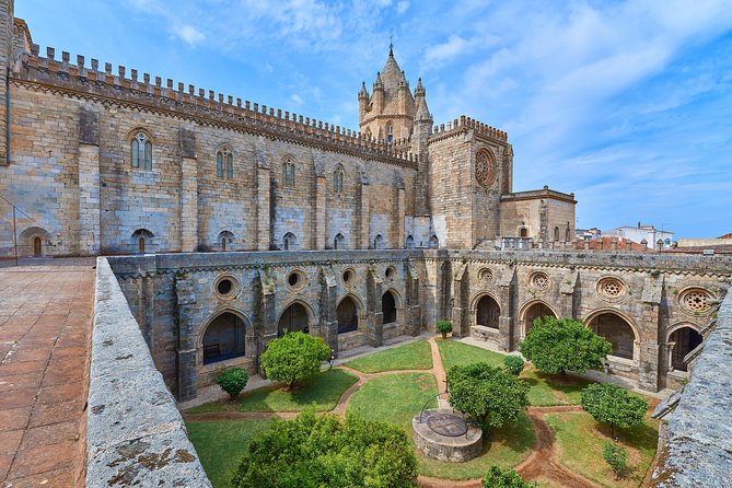 Evora Private Day Trip With Wine Tasting - Booking Information and Policies