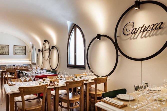 Evora Private Full Day Sightseeing Tour From Lisbon - Logistics and Accessibility