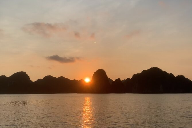 From Cat Ba Island: Full Day Boat Tour Lan Ha, Halong Bay: Kayak - Kayaking Experience