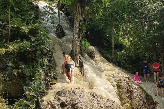 Full-Day Doi Suthep, Wat Pha Lad & Sticky Waterfall Guided Tour - Cancellation Policy