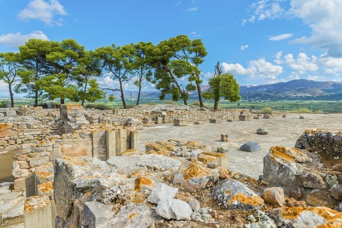 Full Day Guided Tour in Faistos - Ag. Galini - Matala - Spili - The Sum Up