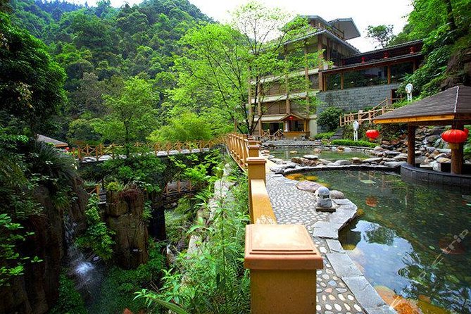 Full Day Longsheng Hot Spring Private Day Tour From Guilin or Yangshuo - Itinerary Overview