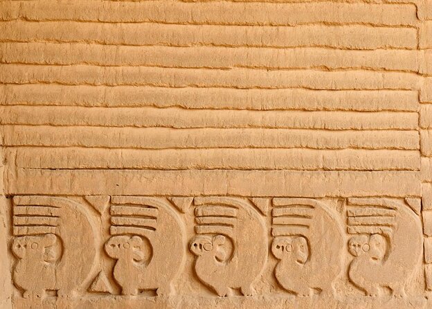 Full Day: Moon and Sun Temple & Chan Chan From Trujillo - Visiting Chan Chan