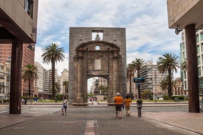 Full Day Private Shore Tour Montevideo From Punta Del Este Port - Private Transportation and Port Transfers