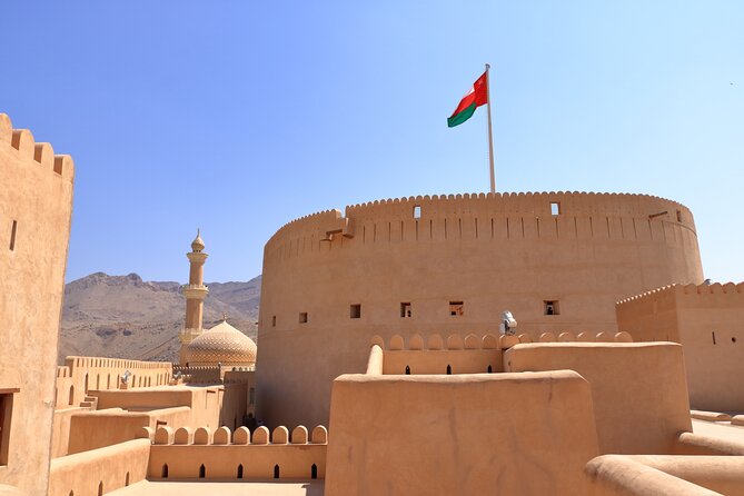 Full Day Private Tour in Jebel Akhdar From Muscat - Tour Guide