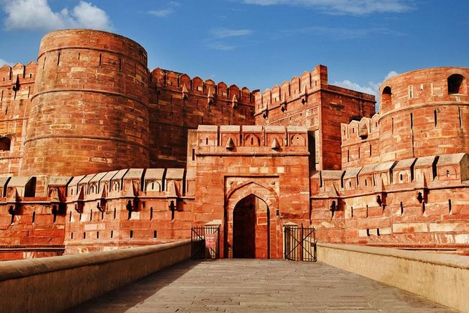 Full Day Taj Mahal & Red Fort Tour by Gatimaan Train From Delhi - Pickup Information