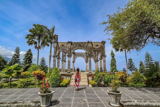 Gate of Heaven (Lempuyang) - Water Palace - Virgin Beach - Free WiFi - Frequently Asked Questions