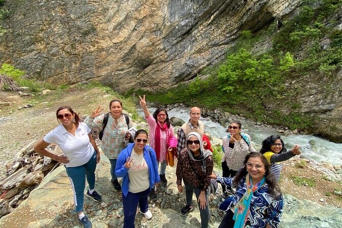 Group Kashmir Deluxe Tour & Tailored Ex Srinagar - Frequently Asked Questions