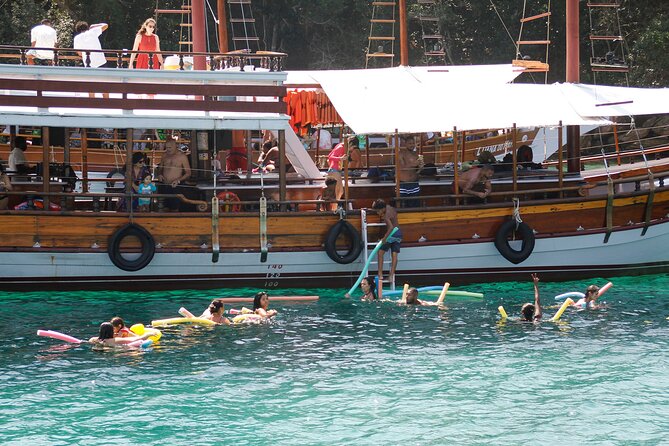 Half-Day Blue Lagoon Schooner Tour