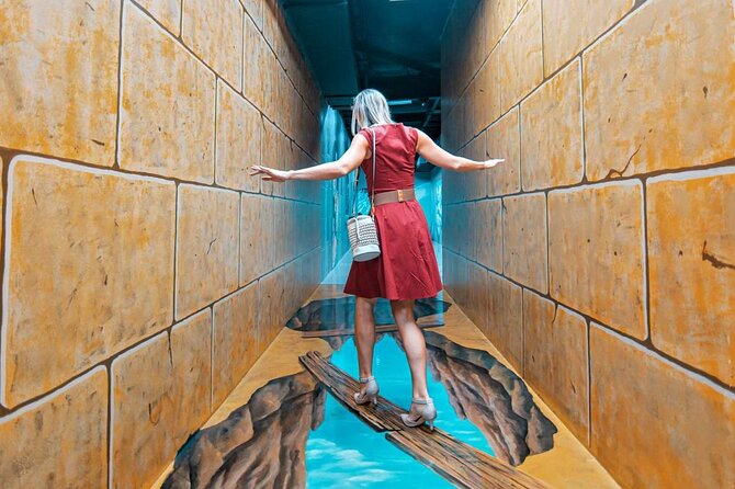 Half Day Dubai City Tour & Amazing Museum Of Illusion Ticket - Booking Details