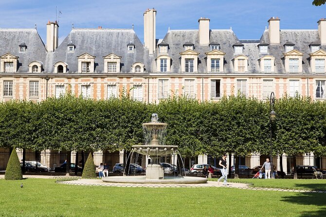 Half-Day Private Tour Marais, Eiffel Tower and Seine River Cruise - Booking Information