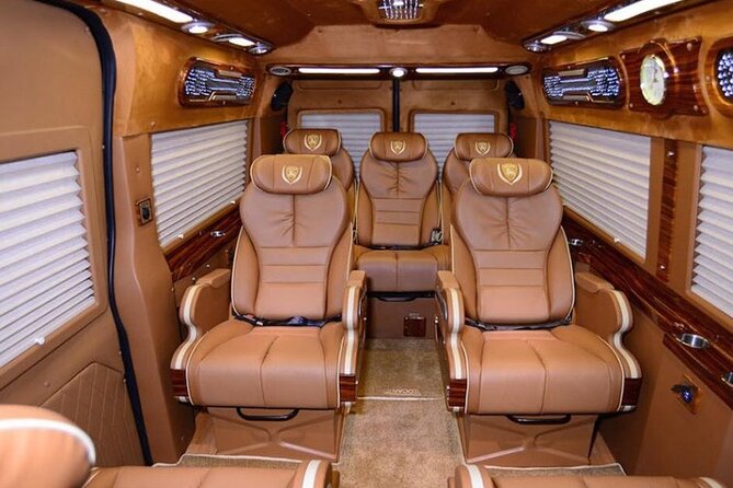 Halong Bay Day Tour With Small Group and Limousine Transfer - Small Group Tour