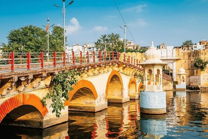 Highlights of the Udaipur (Guided Half Day Sightseeing City Tour) - Booking Benefits