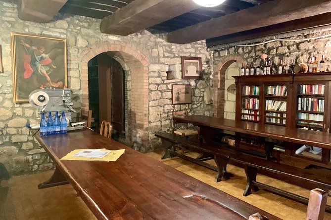 Hiking Tour Around Montalcino With Wine Tasting and Typical Lunch! - Participant Requirements