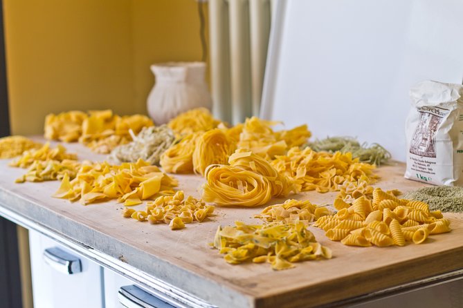 I Am Italian! Lunch and Cooking Demo in Umbria Region Fullday From Florence - Booking and Cancellation Policies