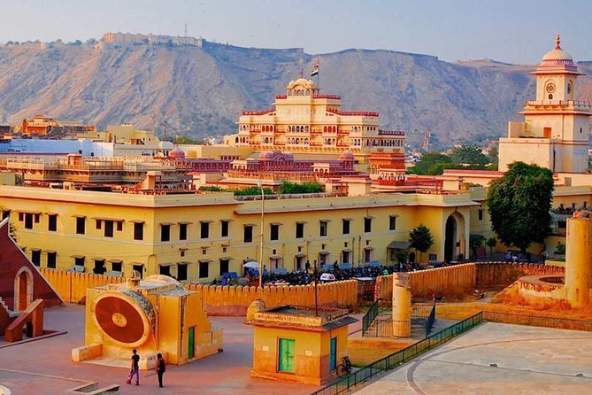 Jaipur Tour From Delhi by Private Car With Guide and Lunch - Tour Inclusions