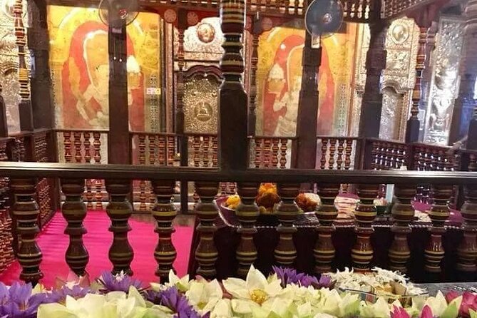 Kandy Street Food Private Tour With Budhima - Highlights