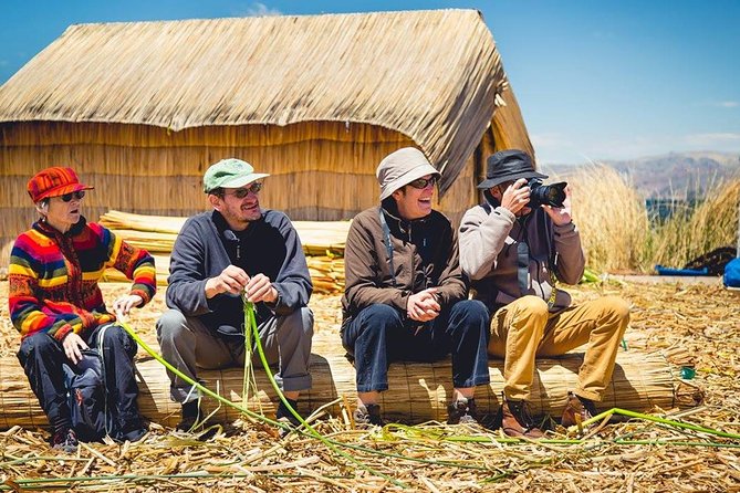 Kayaking to the Uros + Isla De Taquile Veloz - Background