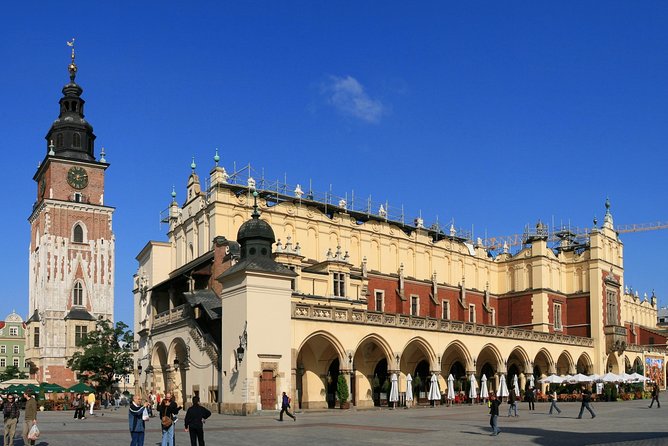 Krakow Old Town Highlights Private Walking Tour - Inclusions and Guide Information