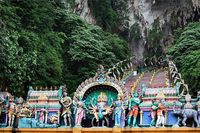 Kuala Lumpur Airport to Genting Highlands City Hotels En-route Batu Caves - Booking Information Details
