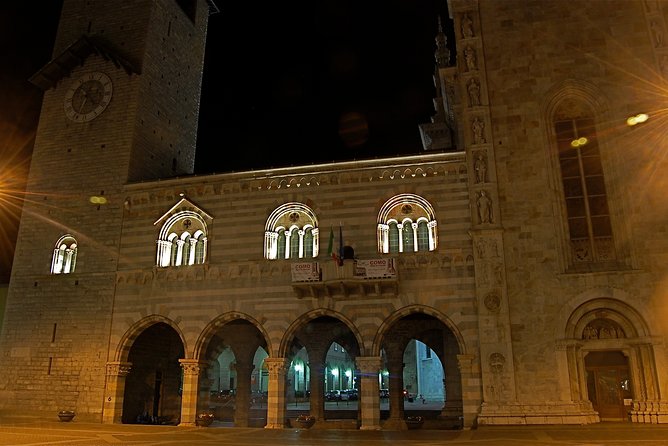 Lake Como, the Downtown of Como, Private Guided Tour by Night - Price and Availability