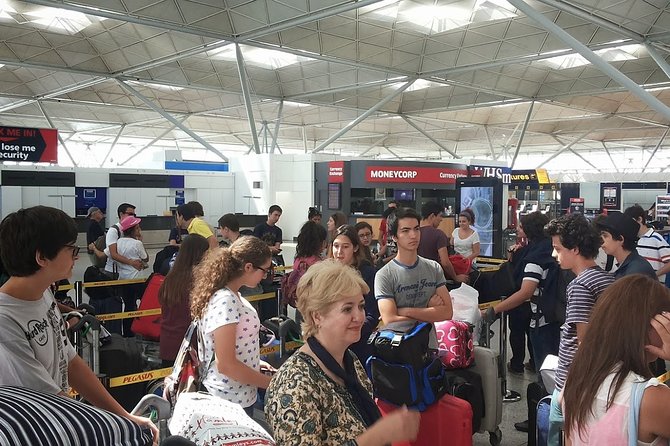 London Stansted Airport Private Transfers To/From London (Postcode WC1 to Wc2) - Availability