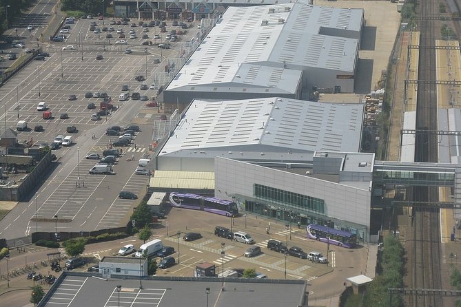 Luton Airport Private Transfers To/From London (Postcode W1 to W7) - Pricing Information