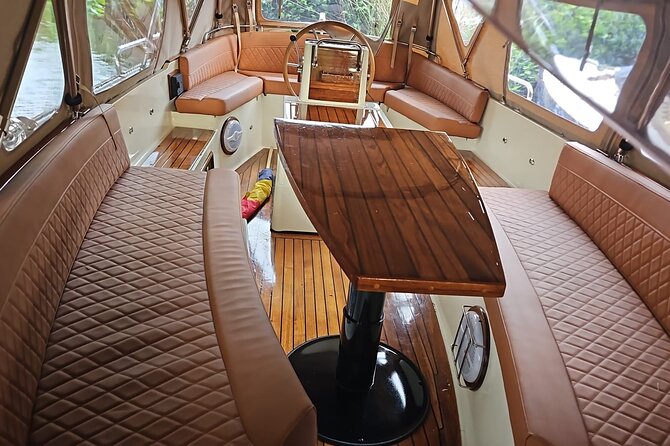 Luxury VIP Private Sightseeing Tour to Giethoorn From Amsterdam - Cancellation Policy