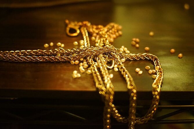 Milan Fashion Experience: Brera District & Italian Aperitivo - The Sum Up