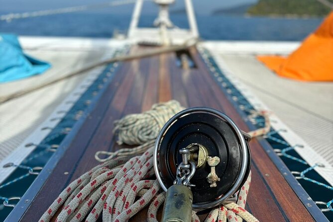 Morning Charter Cruise Experience in Kota Kinabalu - Coffee and Tea