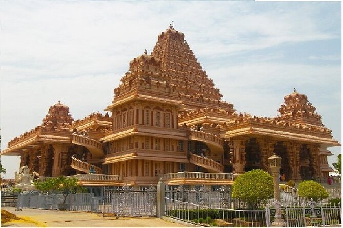 Morning Tour Of Chhatarpur Temples And Qutub Minar In Delhi With Tuk-Tuk Ride - Additional Information