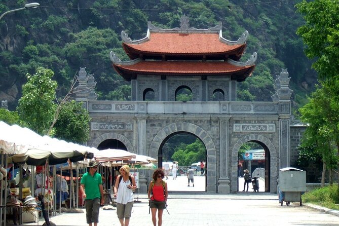 Ninh Binh Daily Tour: Hoa Lu Tam Coc Boat Trip, Bike & Limousine - Tour Pricing