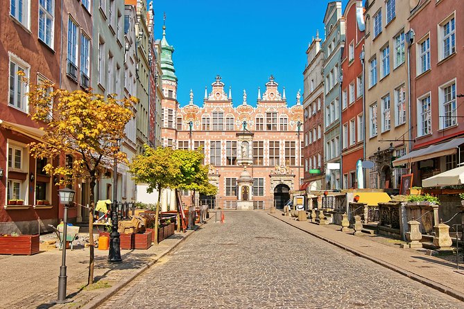 One Day, Private City Tour to Gdansk and Malbork From Warsaw by Express Train - Important Reminders
