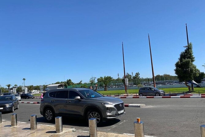 One Way Private Transfer From or Casablanca to Mohamed V Airport - Vehicle Features