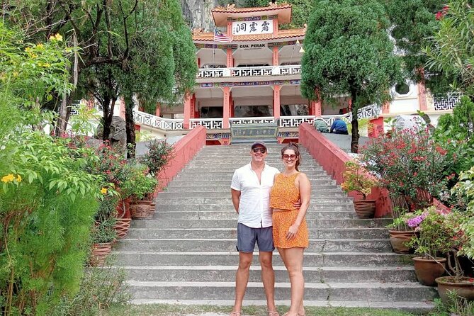 Orangutan Island & Perak Tong Cave Temple Tour From Kuala Lumpur - Inclusions