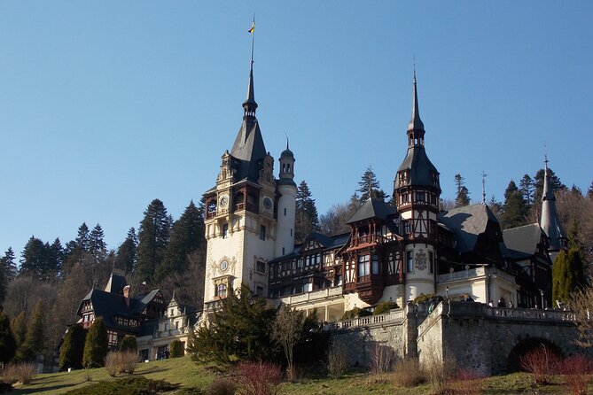 Peles and Cantacuzino Castles With Sparkling Wine From Brasov - Wine Tasting Experience