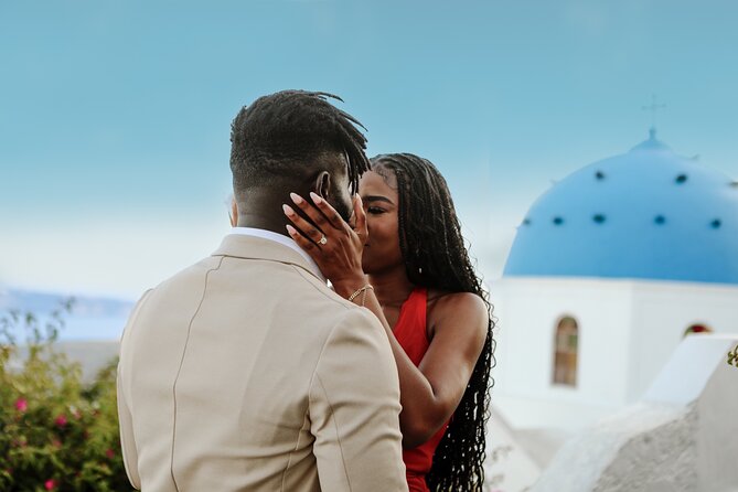 Personal Wedding Proposal Photographer in Santorini - Online Gallery Access