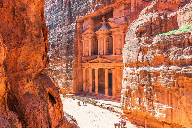Petra & Wadi Rum Full Day Trip - Exploring Petra