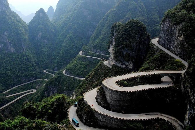 Private 4-Day Zhangjiajie Package Tour Including Lunch - Cancellation Policy