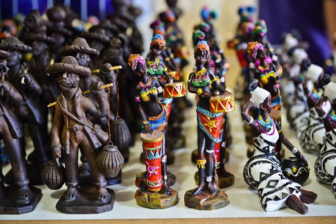 Private 4-Hour Tour of Embu Das Artes With Handicraft Market - Important Booking Information