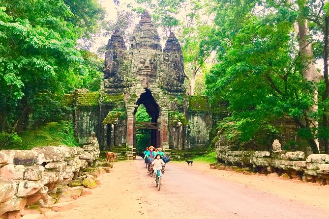 Private Angkor Grand Tour Sunset by Lexus - The Sum Up