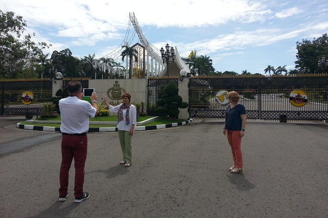 Private Bandar Highlight Tour - Booking Details