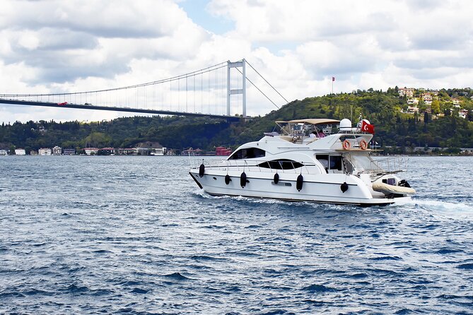 Private Bosphorus Yacht Cruise - Experience Highlights