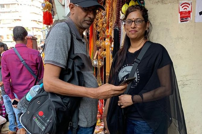 Private Guided Shopping Tour of Mumbai - Cancellation Policy