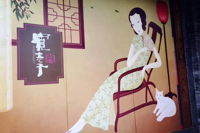 Private Guided Tour of Chengdu With Lunch + Sichuan Opera - Meeting and Pickup Details