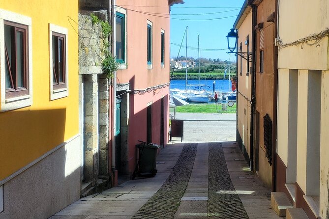 Private Half-Day Tuktuk Tour All Around Vila Do Conde - TukTuk Capacity and Accessibility