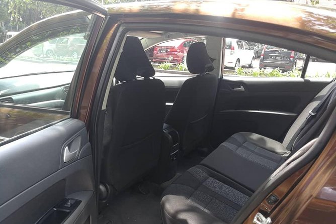 Private - Kuala Lumpur Hotel Enroute Putrajaya to KLIA 1 or 2 - Meet and Greet Service